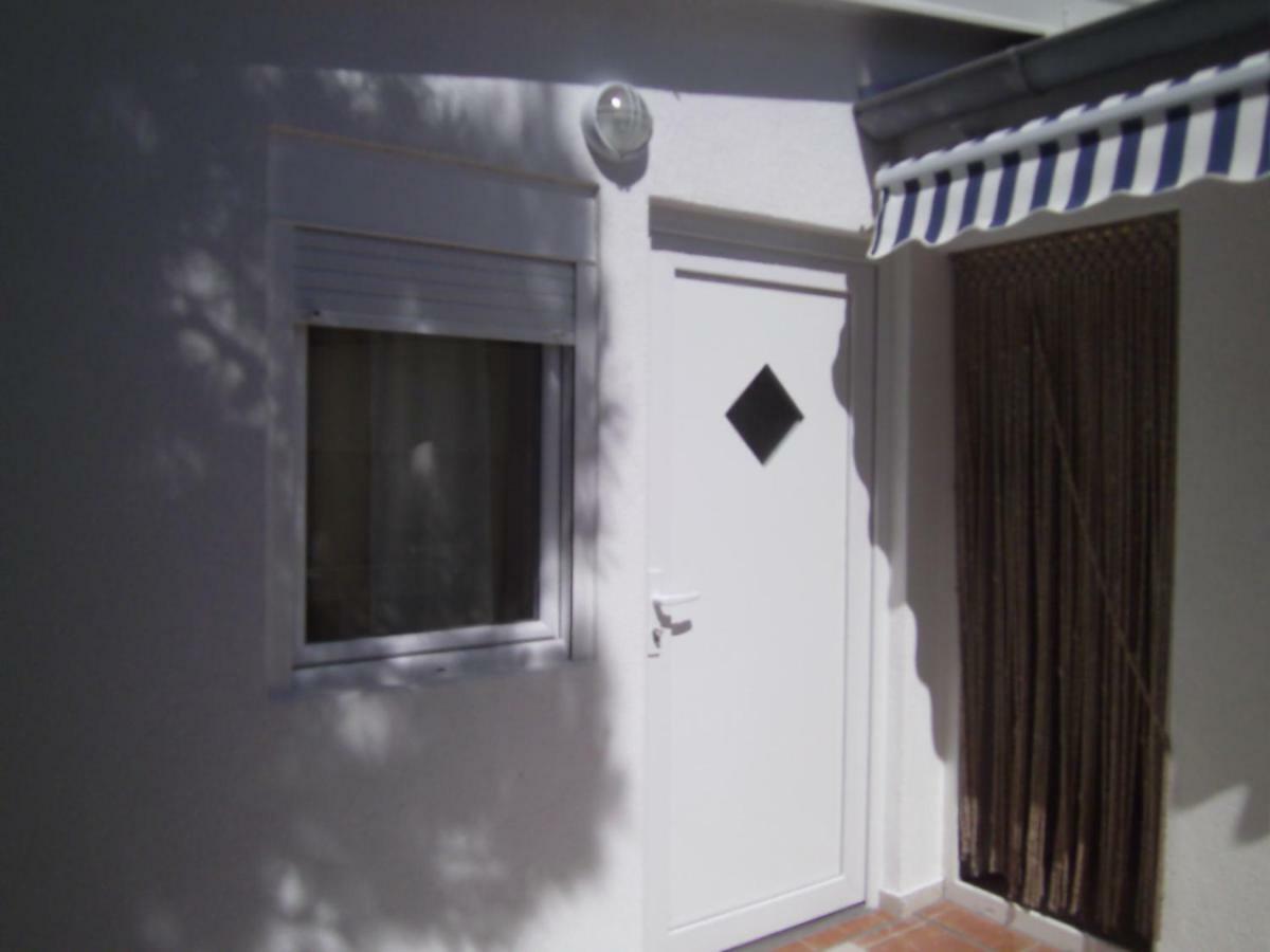 Apartments Vir Delfin Exterior photo